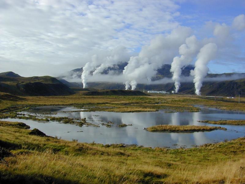 Planta de energia geotérmica na Islândia. Fonte: Johann Kristjonsson, Flickr.